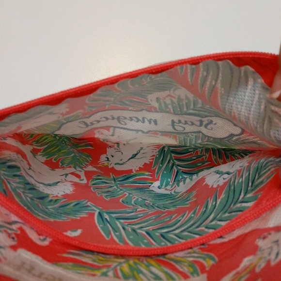 Simply Southern vinyl CrossBody - Picture 7 of 7